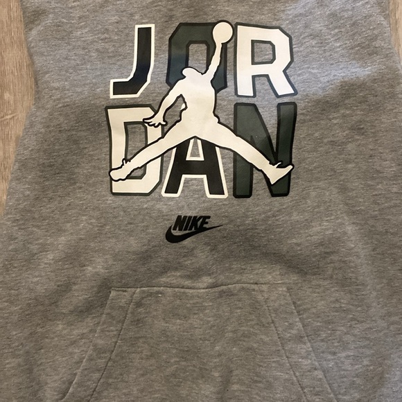Jordan youth size XL used in great condition hooded sweatshirt - Picture 2 of 3